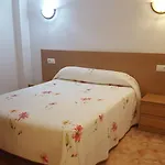 מלון דירות Turisticos Fresno 3*