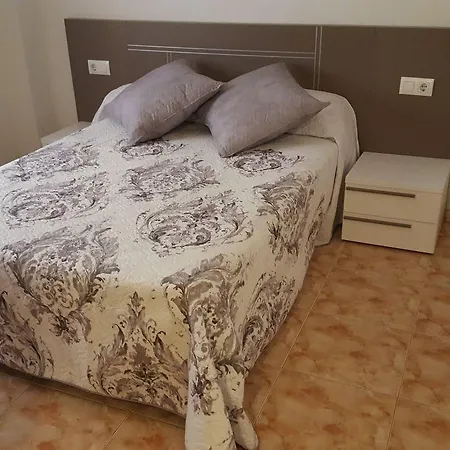 Ξενοδοχείο με διαμερίσματα Turisticos Fresno Τορεβιέχα